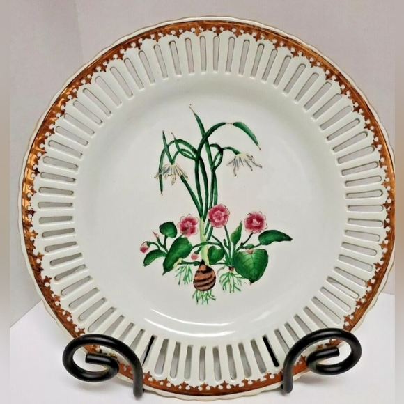 Reticulated United Wilson 1897 Handpainted Flower Plate w/Gold Trim Pre-owned - Picture 1 of 6